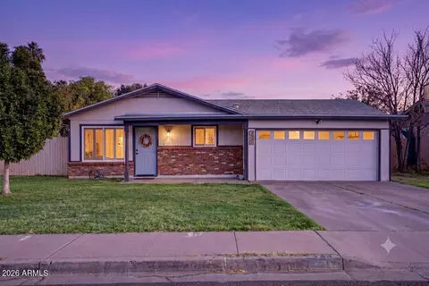 329 E Juniper St, Mesa, AZ 85201
