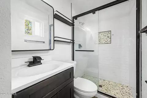 Bath - 329 E Juniper St, Mesa, AZ 85201 photo 1 of 4