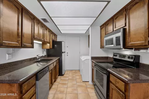 Kitchen - 1317 E Colter St, Phoenix, AZ 85014 photo 1 of 3