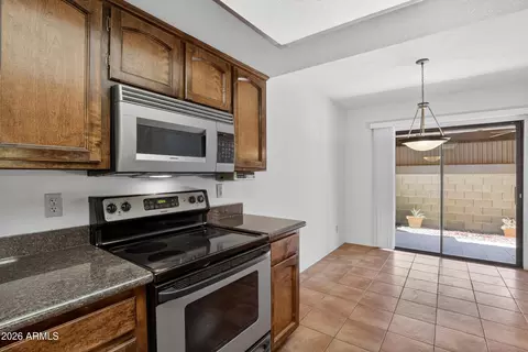 Kitchen - 1317 E Colter St, Phoenix, AZ 85014 photo 3 of 3
