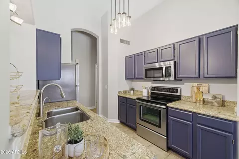 Kitchen - 12823 S 45th St, Phoenix, AZ 85044 photo 1 of 3
