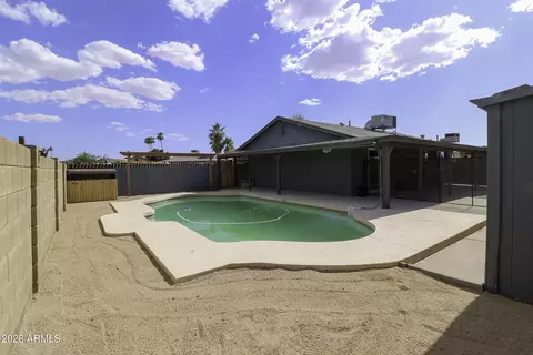 Exterior - 4722 E Chambers St, Phoenix, AZ 85040 photo 6 of 10