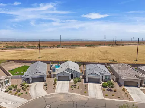 28567 N Onyx Rd, San Tan Valley, AZ 85143
