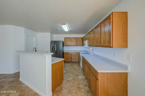 Kitchen - 1900 W 19th Ave, Apache Junction, AZ 85120 photo 5 of 7