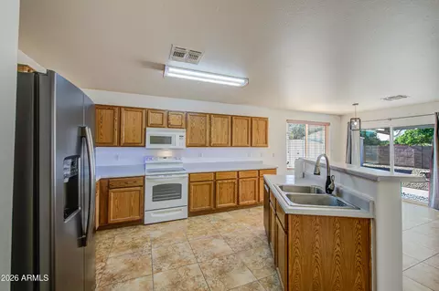 Kitchen - 1900 W 19th Ave, Apache Junction, AZ 85120 photo 1 of 7
