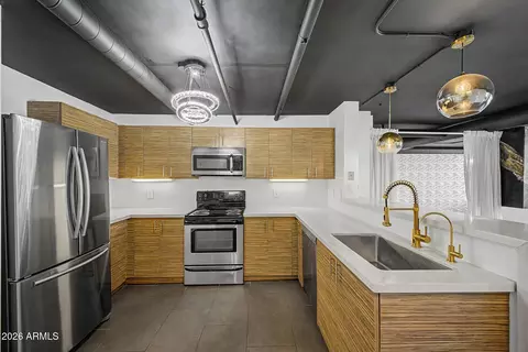Kitchen - 535 W Thomas Rd #513, Phoenix, AZ 85013 photo 2 of 5