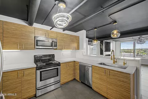 Kitchen - 535 W Thomas Rd #513, Phoenix, AZ 85013 photo 1 of 5