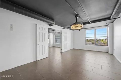 Living - 535 W Thomas Rd #513, Phoenix, AZ 85013 photo 7 of 10