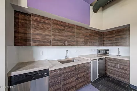 Kitchen - 535 W Thomas Rd #513, Phoenix, AZ 85013 photo 5 of 5