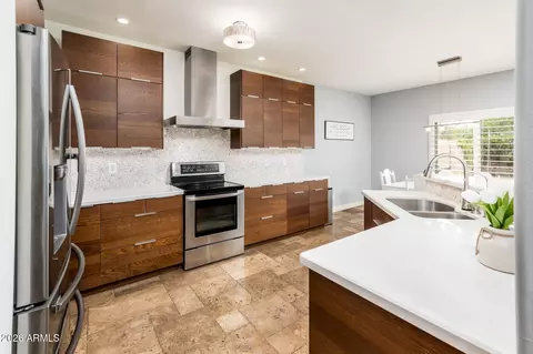 Kitchen - 10012 E Capri Ave, Mesa, AZ 85208 photo 3 of 3