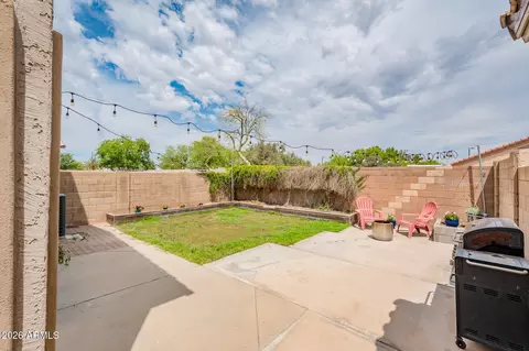 Exterior - 10012 E Capri Ave, Mesa, AZ 85208 photo 8 of 13