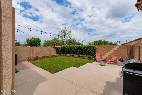 Exterior - 10012 E Capri Ave, Mesa, AZ 85208 photo 9 of 13