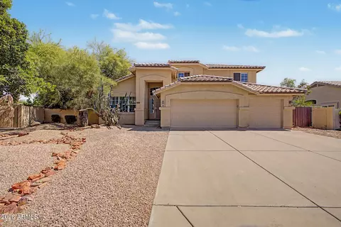 Exterior - 4337 E Desert Ln, Gilbert, AZ 85234 photo 2 of 7