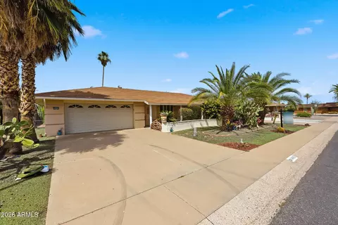 9406 W Raintree Dr, Sun City, AZ 85351