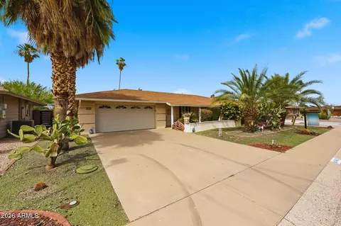 9406 W Raintree Dr, Sun City, AZ 85351