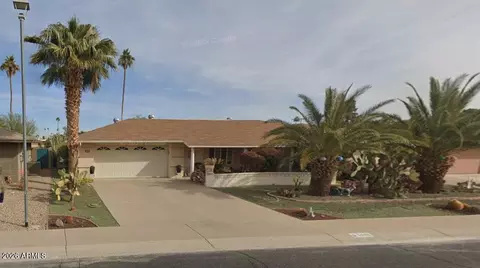 9406 W Raintree Dr, Sun City, AZ 85351