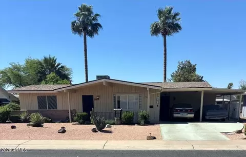 10021 W Audrey Dr, Sun City, AZ 85351