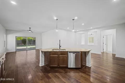 Living - 3113 E Chisum Ln, Gilbert, AZ 85297 photo 6 of 6