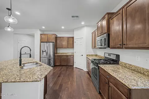 Kitchen - 3113 E Chisum Ln, Gilbert, AZ 85297 photo 2 of 3