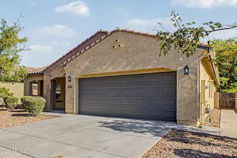 Exterior - 3113 E Chisum Ln, Gilbert, AZ 85297 photo 3 of 10