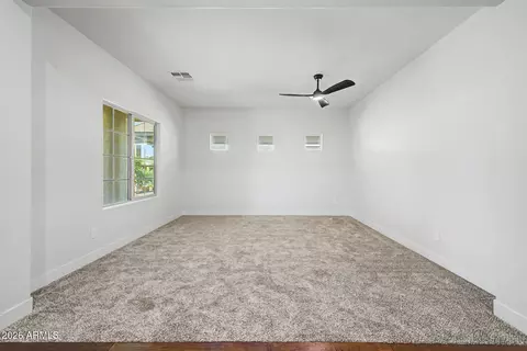 Living - 3113 E Chisum Ln, Gilbert, AZ 85297 photo 1 of 6