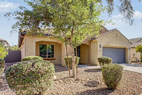 Exterior - 3113 E Chisum Ln, Gilbert, AZ 85297 photo 5 of 10