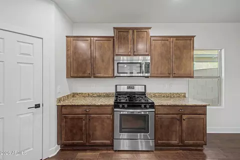 Kitchen - 3113 E Chisum Ln, Gilbert, AZ 85297 photo 3 of 3