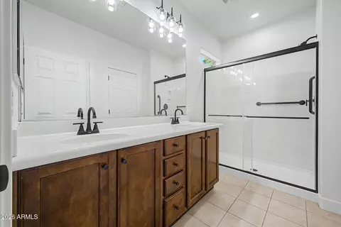 Bath - 3113 E Chisum Ln, Gilbert, AZ 85297 photo 1 of 2