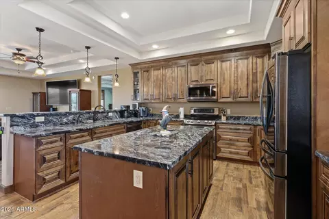 Kitchen - 53 N La Barge Rd, Apache Junction, AZ 85119 photo 1 of 4