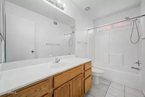 Bath - 4135 E Anderson Dr, Phoenix, AZ 85032 photo 1 of 3