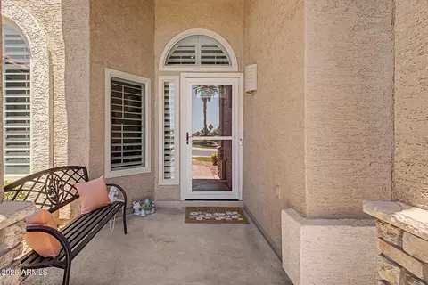 Exterior - 1037 S Scallop Dr, Gilbert, AZ 85233 photo 3 of 9