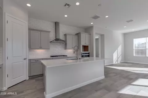 24824 N 26th Way, Phoenix, AZ 85024