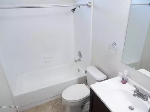 Bath - 5002 E Fairbrook St, Mesa, AZ 85205 photo 4 of 5