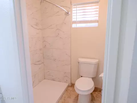Bath - 5002 E Fairbrook St, Mesa, AZ 85205 photo 1 of 5