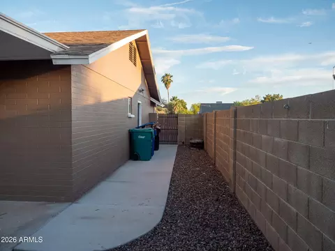 Exterior - 5002 E Fairbrook St, Mesa, AZ 85205 photo 5 of 12