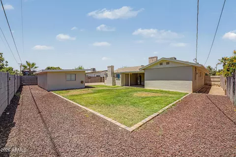 Exterior - 1247 W Devonshire St, Mesa, AZ 85201 photo 6 of 8