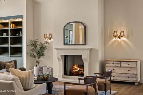 Living - 5402 E Lafayette Blvd, Phoenix, AZ 85018 photo 2 of 2
