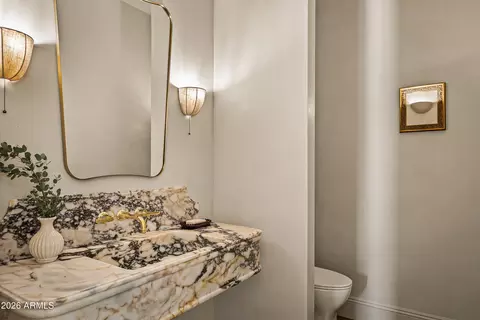 Bath - 5402 E Lafayette Blvd, Phoenix, AZ 85018 photo 2 of 2