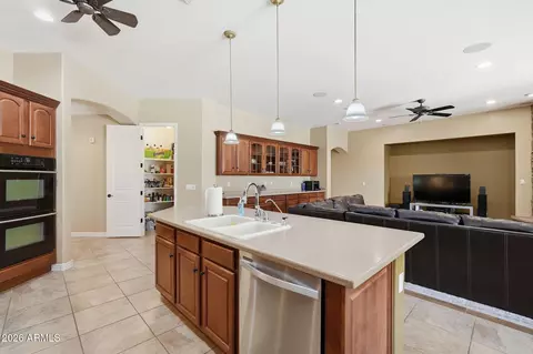 Kitchen - 11427 E Stanton Cir, Mesa, AZ 85212 photo 8 of 9