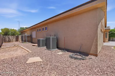 Exterior - 11427 E Stanton Cir, Mesa, AZ 85212 photo 12 of 13