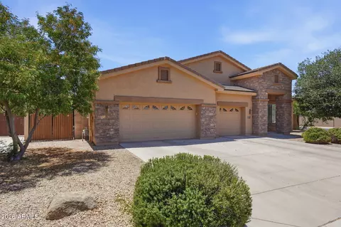 Exterior - 11427 E Stanton Cir, Mesa, AZ 85212 photo 3 of 13