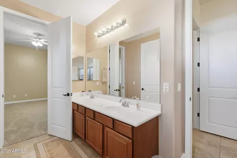 Bath - 11427 E Stanton Cir, Mesa, AZ 85212 photo 2 of 5
