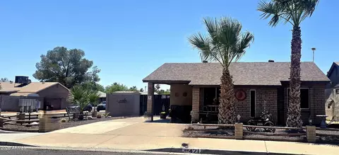 Exterior - 421 E Behrend Dr, Phoenix, AZ 85024 photo 5 of 7