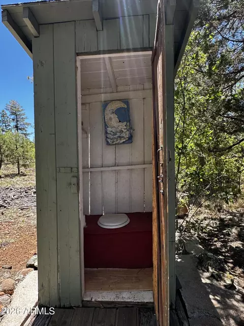 Bath - 10810 Tanager --, Jerome, AZ 86331 photo 1 of 2