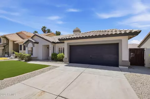Exterior - 519 W Comstock Dr, Gilbert, AZ 85233 photo 3 of 4