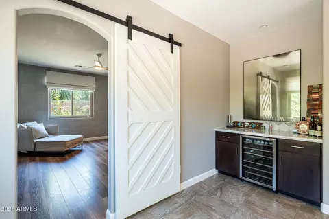 Entry Way - 1527 E Gary Way, Phoenix, AZ 85042 photo 5 of 7