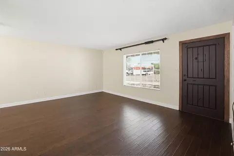 Living - 4321 E Pipa St, Phoenix, AZ 85044 photo 3 of 9