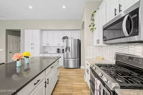 Kitchen - 4272 E Buckboard Rd, Gilbert, AZ 85297 photo 3 of 3