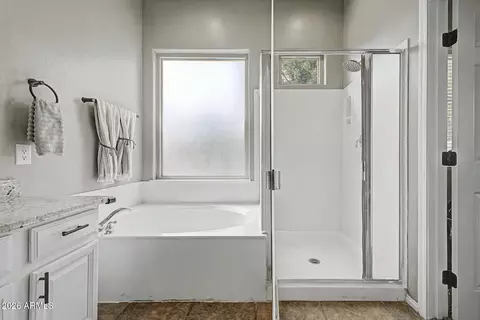 Bath - 4272 E Buckboard Rd, Gilbert, AZ 85297 photo 2 of 3