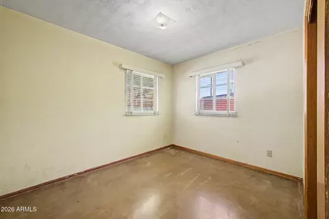 Bedroom - 6527 N 20th Ave, Phoenix, AZ 85015 photo 3 of 6